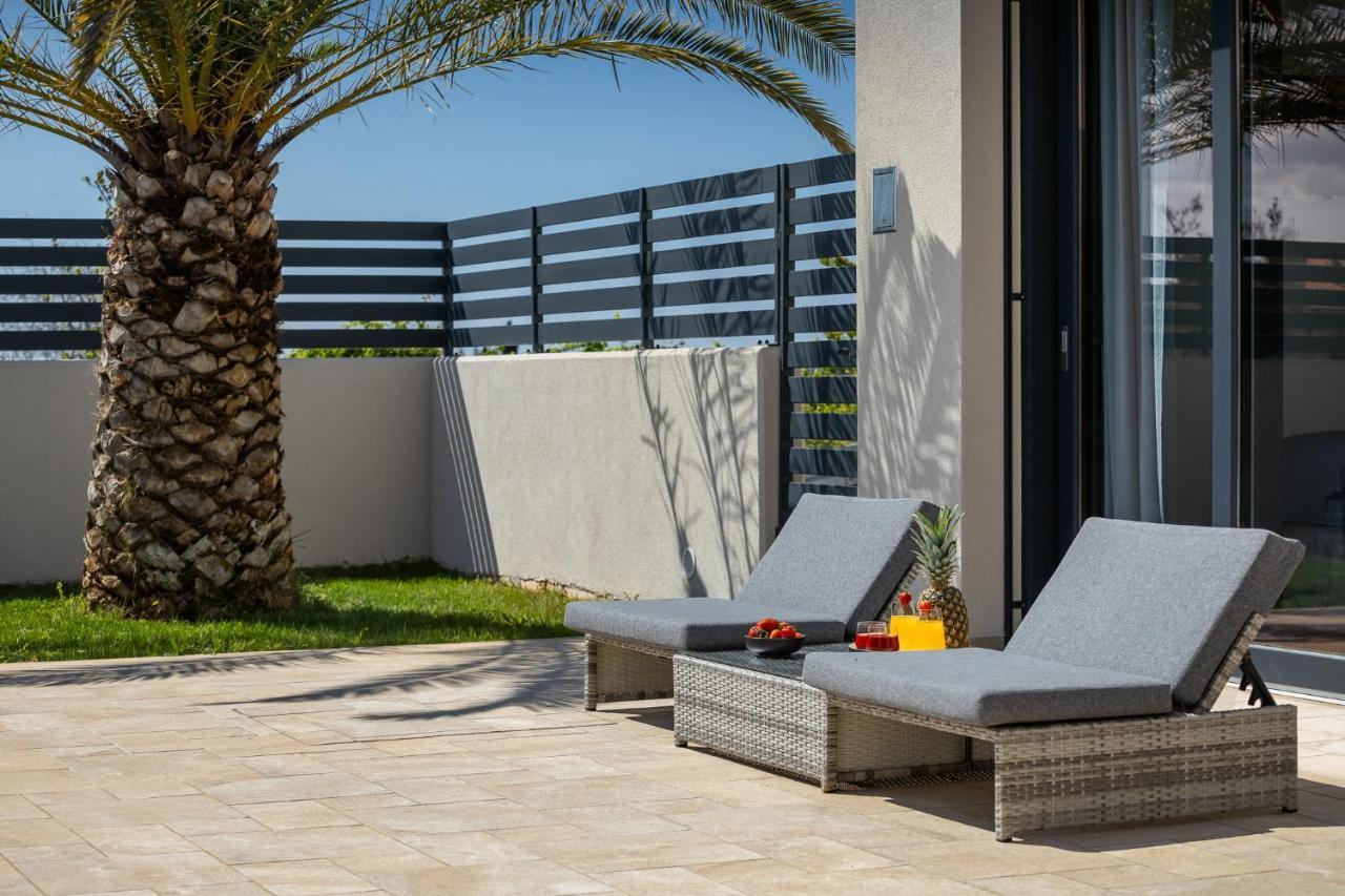Belvedere Holidays Villas Новиград Екстериор снимка