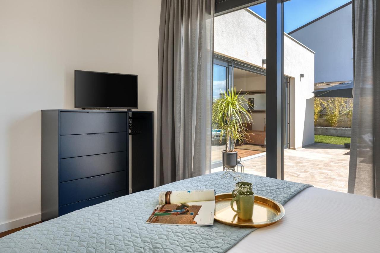 Belvedere Holidays Villas Новиград Екстериор снимка